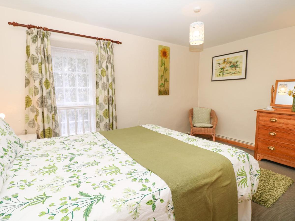 Badger Cottage Mawgan Экстерьер фото